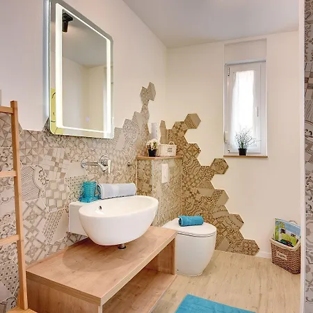 Holiday home Mit Privatem Pool Nur Wenige Minuten Von Den Straenden *