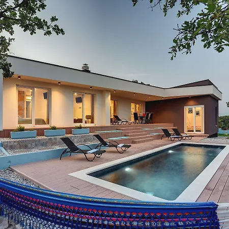 Casa vacanze Mit Privatem Pool Nur Wenige Minuten Von Den Straenden *