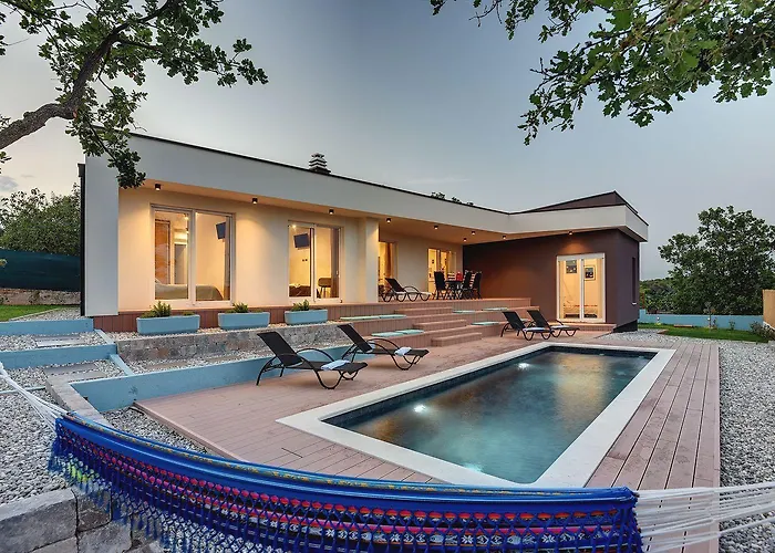 Casa vacanze Mit Privatem Pool Nur Wenige Minuten Von Den Straenden *